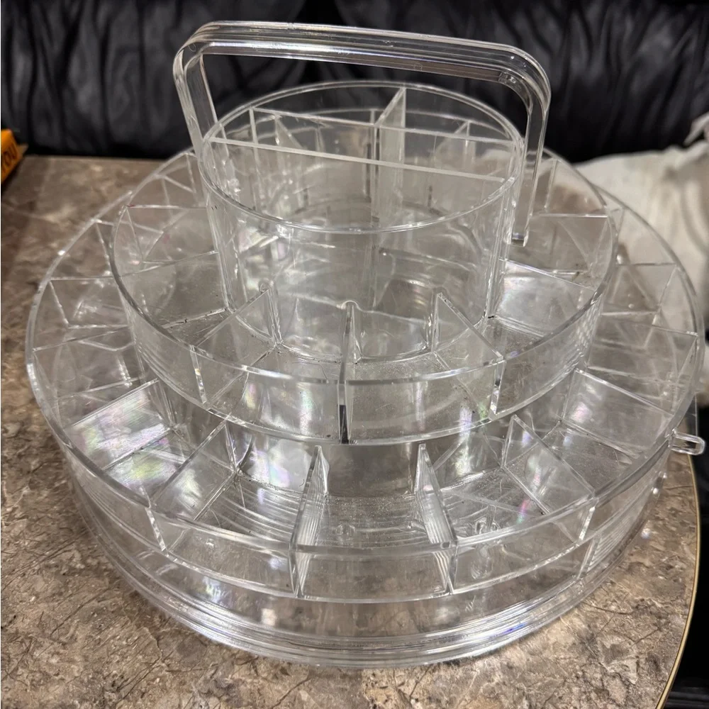 Clear Rotating Organizer - Picture 3 of 3